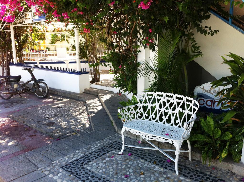 Hotel Caribe Barahona Exteriör bild