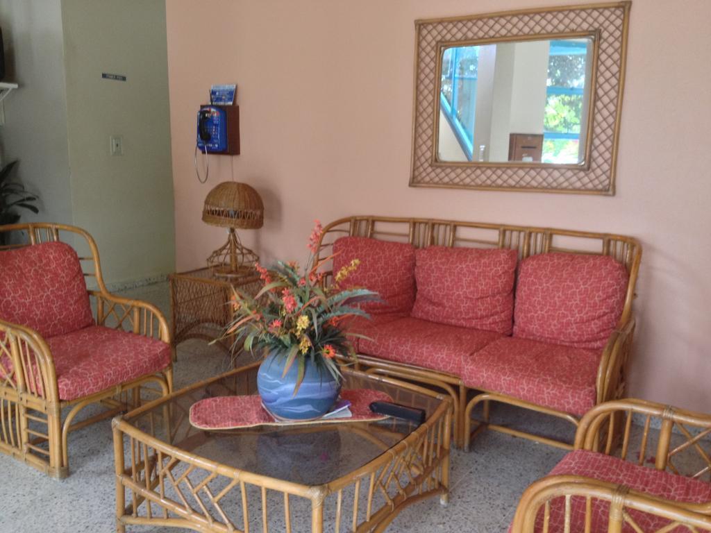 Hotel Caribe Barahona Exteriör bild