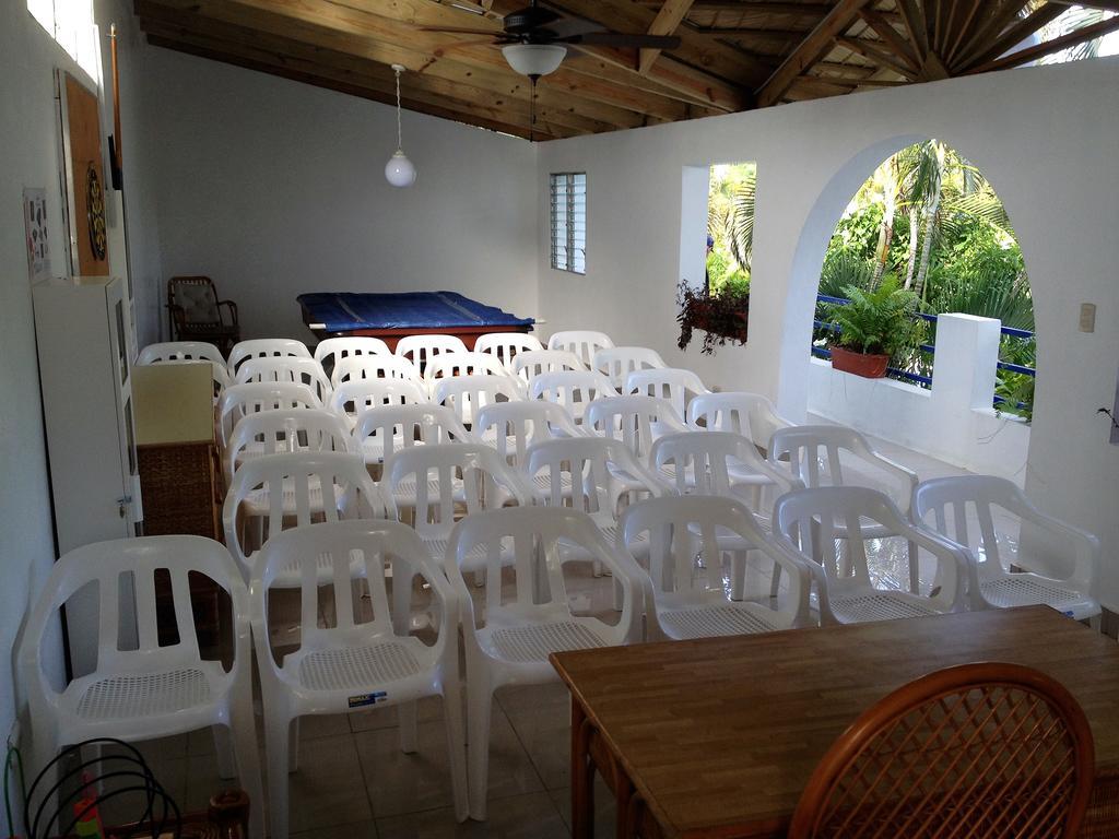 Hotel Caribe Barahona Exteriör bild