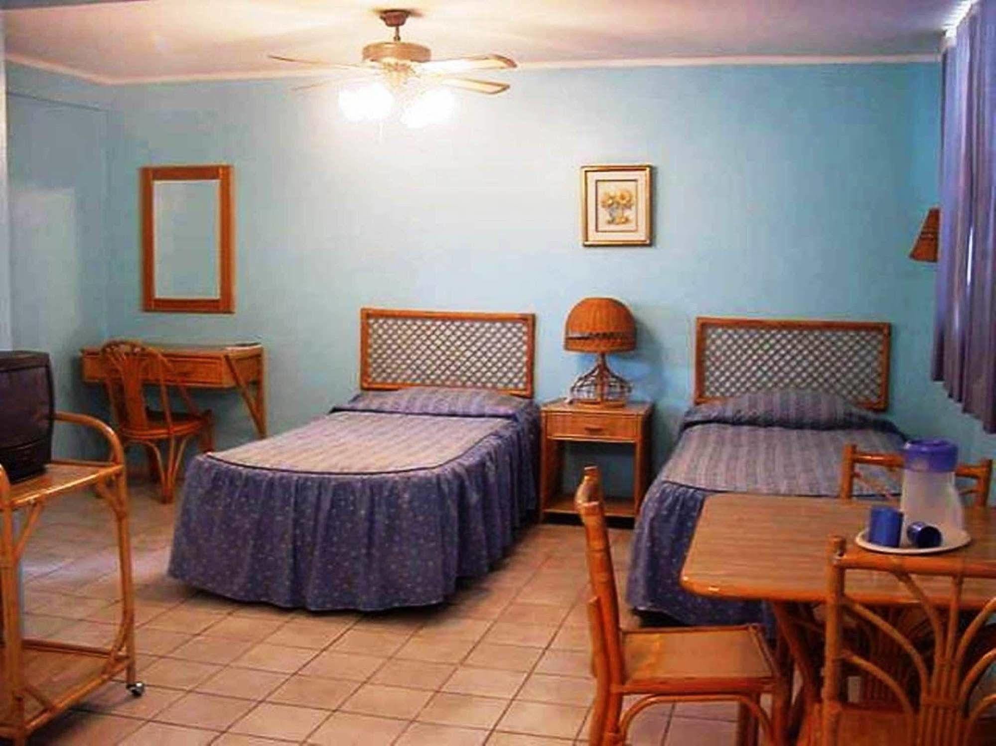Hotel Caribe Barahona Exteriör bild